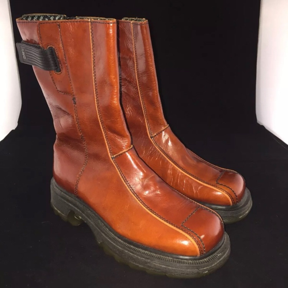 Dr Martens Square Toe Boots AW500